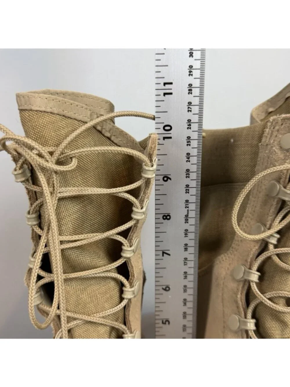 Rocky R6008 Tan Desert Safety Boots Men’s 10.5 W Steel Toe Vibram Tactical
